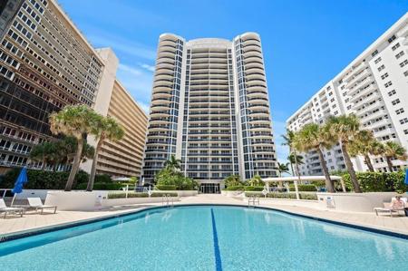 4240 Galt Ocean