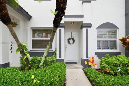 2216 SE 23rd Ter