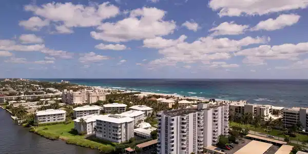 2200 S Ocean