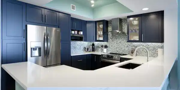 2650 Lake Shore