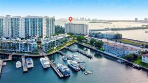 7904 West Dr Unit Penthouse