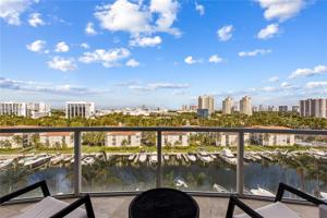 3029 NE 188th St Unit 815