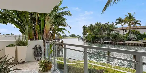 9400 W Bay Harbor Dr