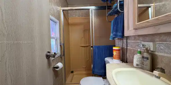 Image 3: Bathroom with Shower