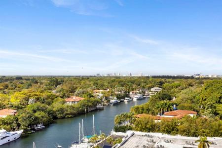 90 Edgewater