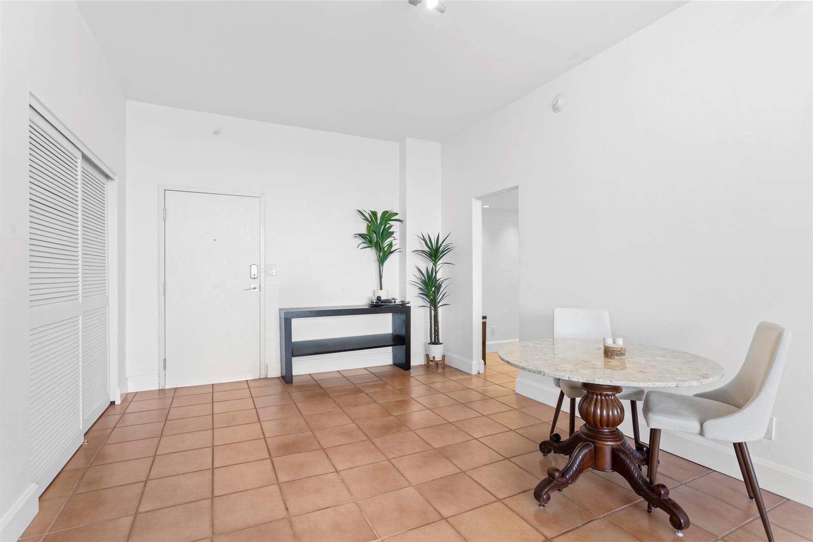 Image 2: Dining Area