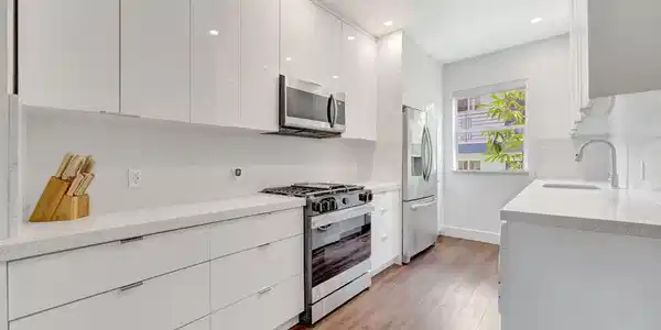 1446 Lenox