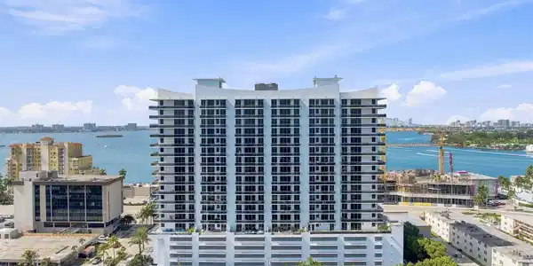 Image 2: 3-web-or-mls-7901-hispanola-ave-unit-100