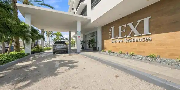 Image 3: 3-web-or-mls-7901-hispanola-ave-unit-100