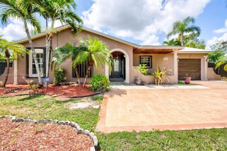 12370 SW 264th St