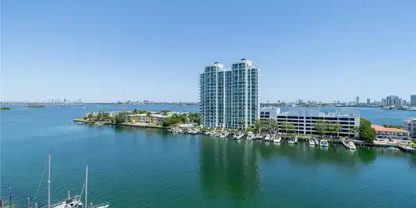 7929 West Dr Unit 903