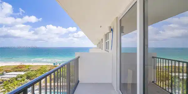 9273 Collins Ave