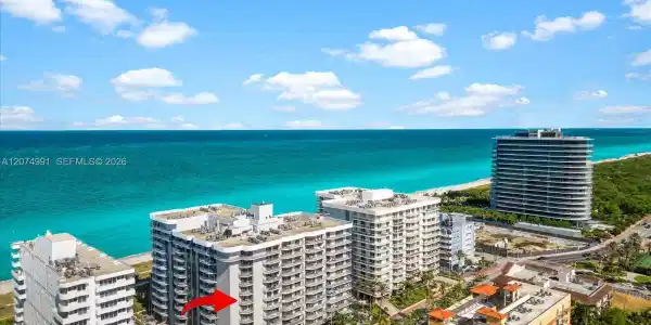 8877 Collins Ave