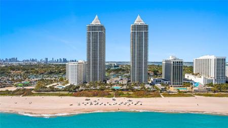 4779 Collins Ave