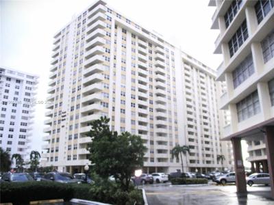 1825 S Ocean Dr