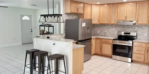 Image 3: Kitchen 3