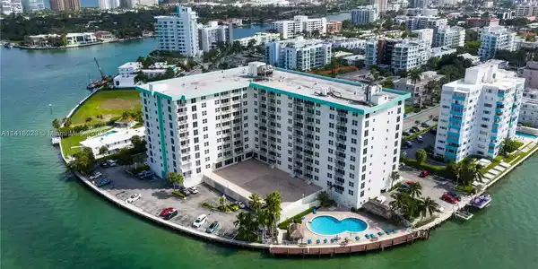 10350 W Bay Harbor Dr