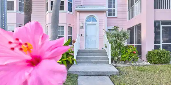 411 NE Plantation