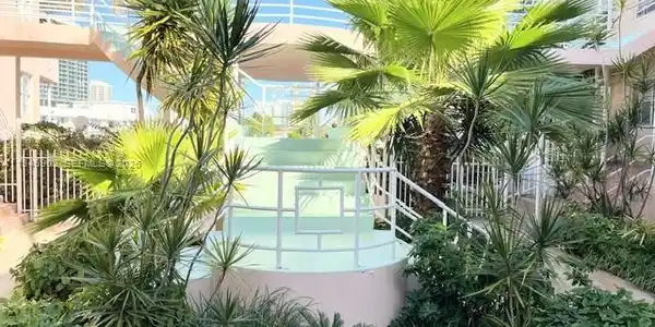 6881 Bay Dr