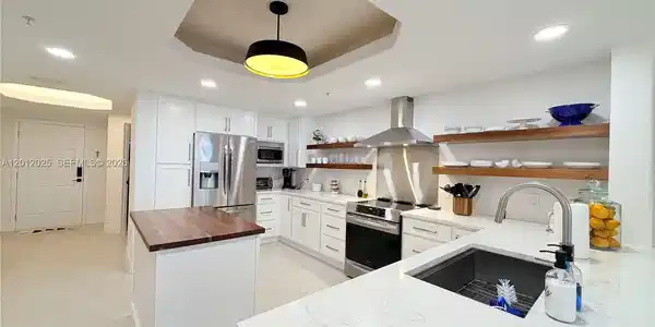 806 Mystic Drive