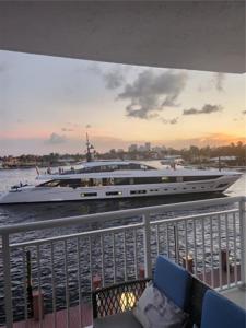 511 Bayshore Dr