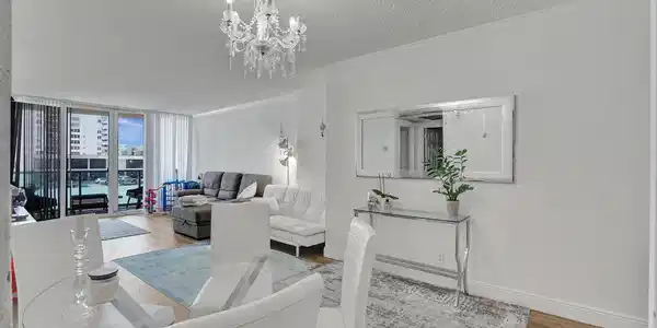 2501 S Ocean
