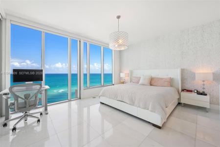6899 Collins Ave