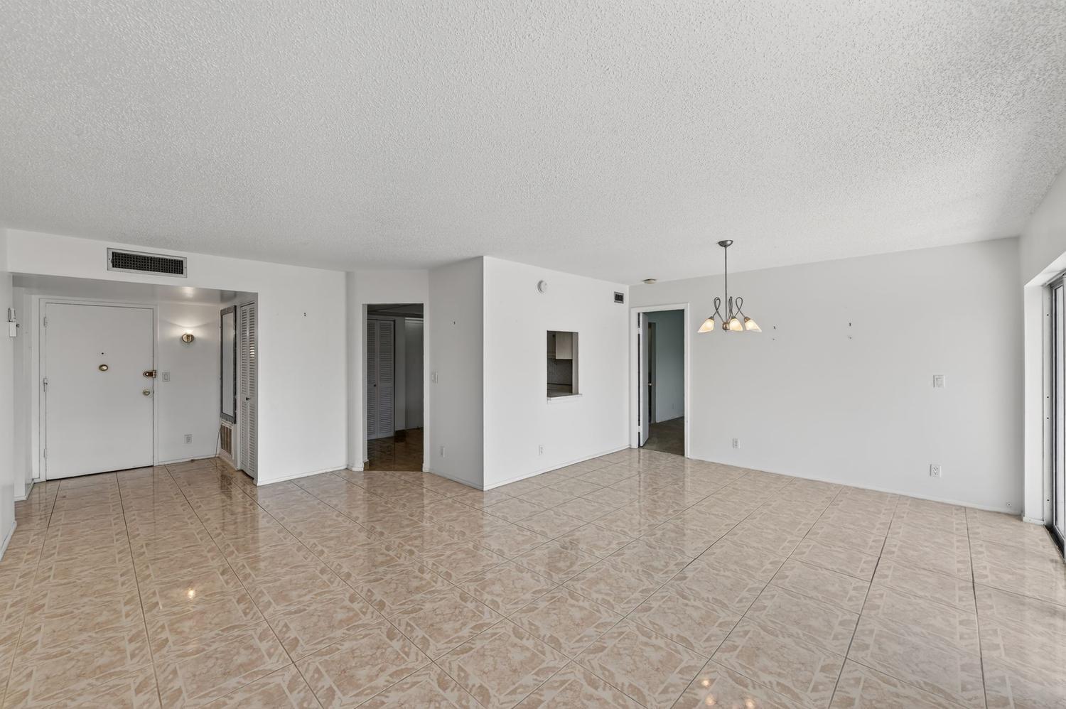 Image 4: 400 Diplomat Parkway-large-017-017-0007