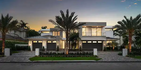 191 W Coconut Palm