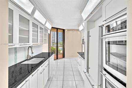 20191 E Country Club Dr