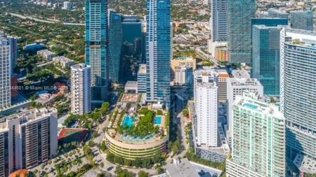 1435 Brickell Ave