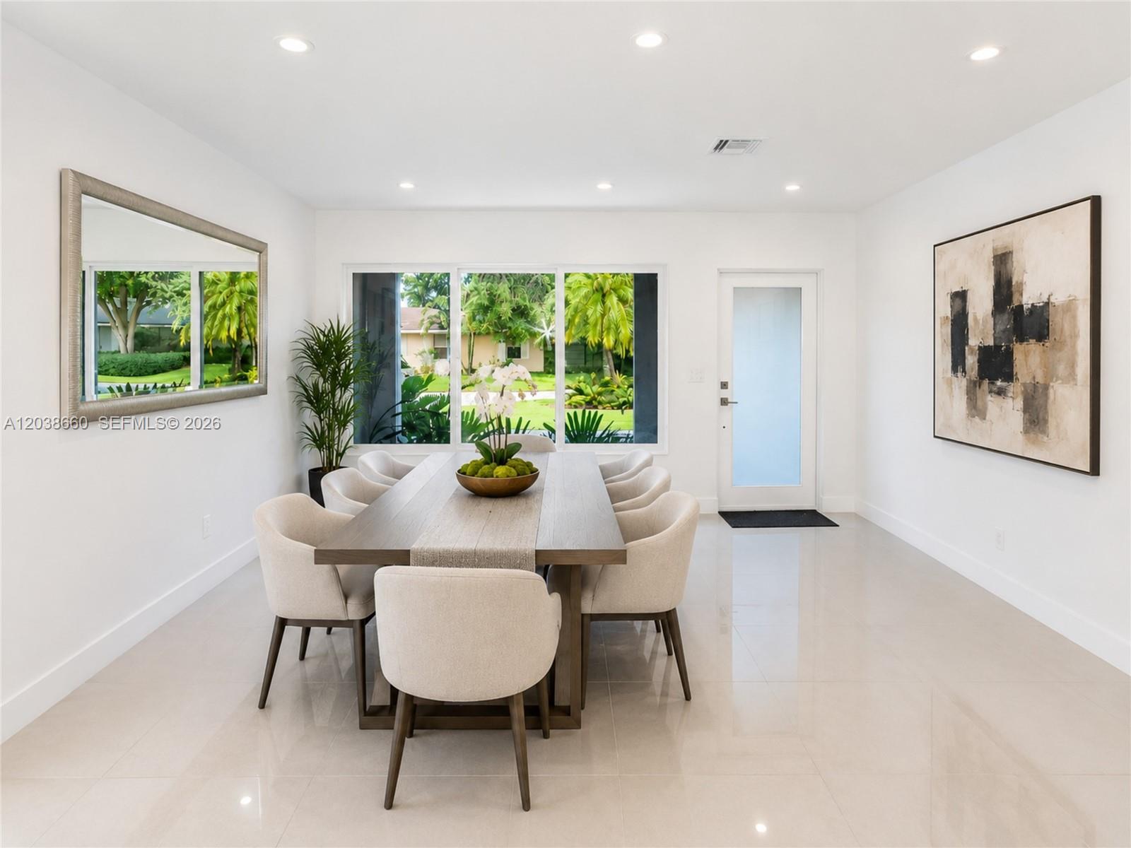 Image 4: Virtual Staging