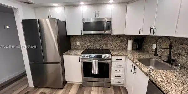 3800 S Ocean Dr