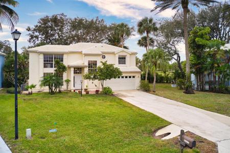 18205 SE Fairview