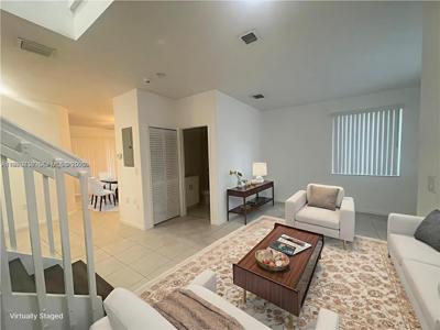 2744 SE 15th Pl