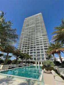 600 NE 27th St Unit 1802