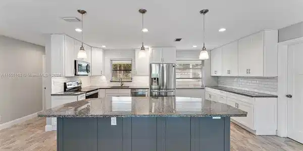 538 N Dover Rd