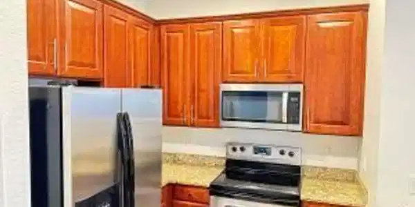 3031 SE Lexington Lakes