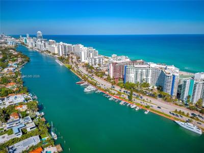 5161 Collins Ave