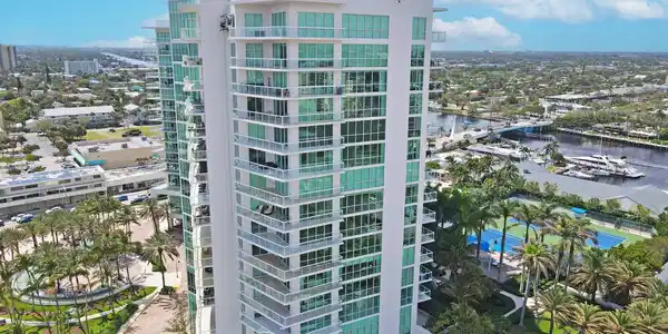 1 N Ocean