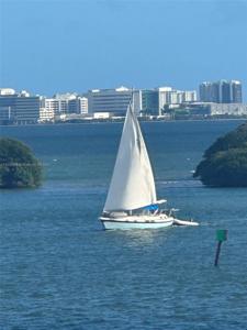 7751 NE Bayshore Ct