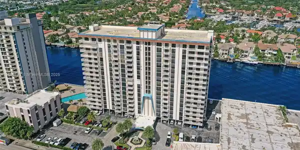 1500 S Ocean Dr