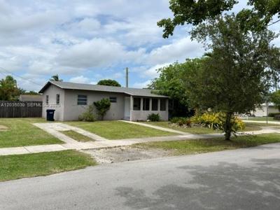 9815 Pan American Dr