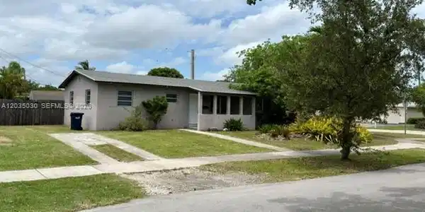 9815 Pan American Dr