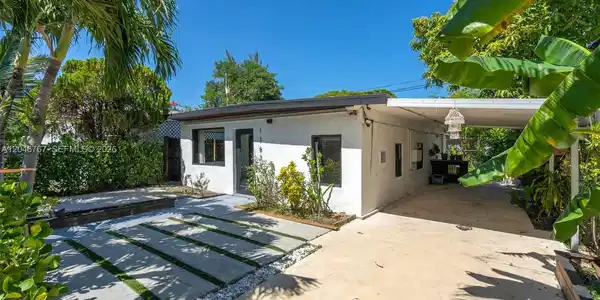 13625 NE 20th Pl