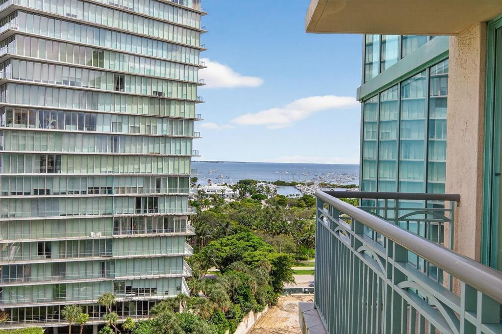 Image 2: Balcony4