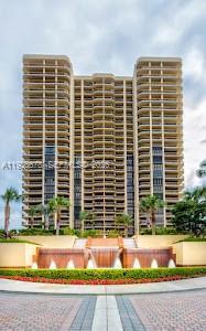 9999 Collins Ave