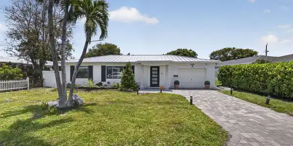 326 Alhambra