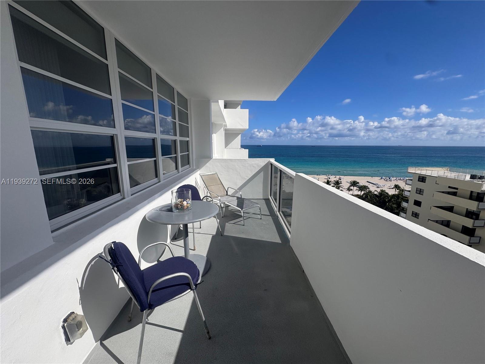 Image 3: Big balcony