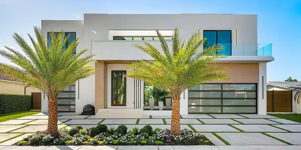 750 NE 69th